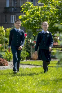 Fundacja Szkół Sióstr Nazaretanek w Warszawie stypendia