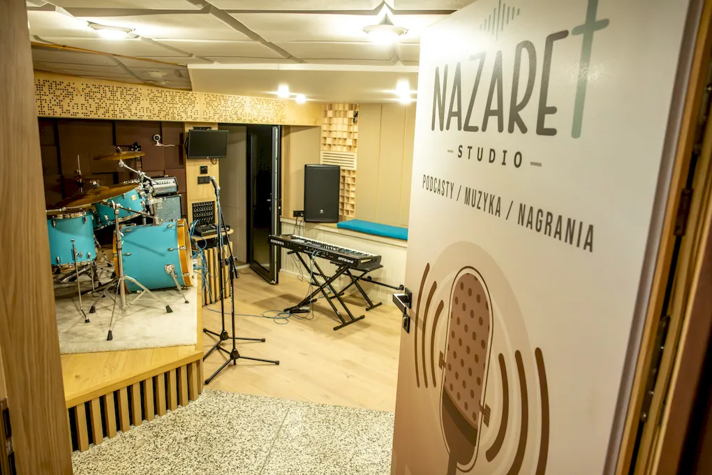 Fundacja Szkół Sióstr Nazaretanek w Warszawie Studio Nazaret